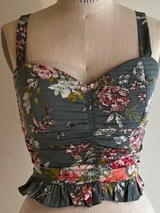 Tops - Floral Cami Crop Top SZ-S